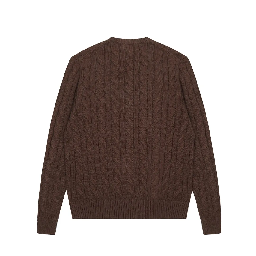 🅿️220 "Top quality" Style number: DS012# [Ralph Lauren round neck solid color pony embroidered logo twist knitted sweater] ✅Ralph Lauren classic basic versatile knitted pullover round neck sweater for men and women ✅Main supplier platform live broadcast Wholesale entity Replacement when out of stock No removal from shelves ✅ZP quality 1:1 version Scan the code to enter the GF website Counter quality ✅Detailed quality The only one in Guangzhou Imported quality cotton yarn, focusing on high-end, cost-effective, good quality needless to say ✅The version is restored to the original order, the maximum size can be worn up to 190 pounds, loose, comfortable and stress-free ✅The upper body is simple and easy to match, ootd must-have style, good-looking clothes are never picky, a must-have in couples' wardrobes, recommended. Size: S-XL Color: Black, off-white, gray, navy, khaki, pink, coffee, red
